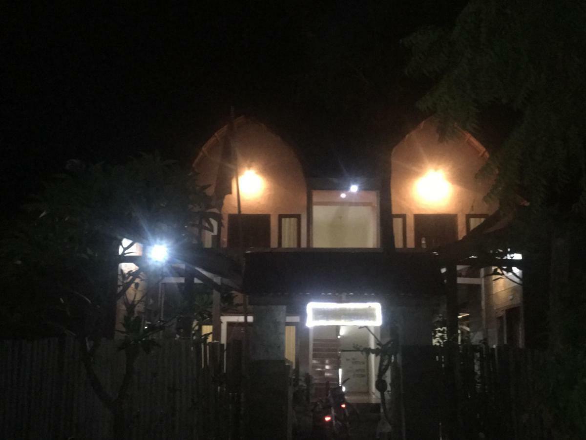 The Joe Bungalow Gili Trawangan Exterior photo